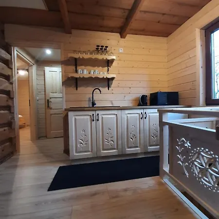 Miodowa Goscinne Farm stay Bustryk